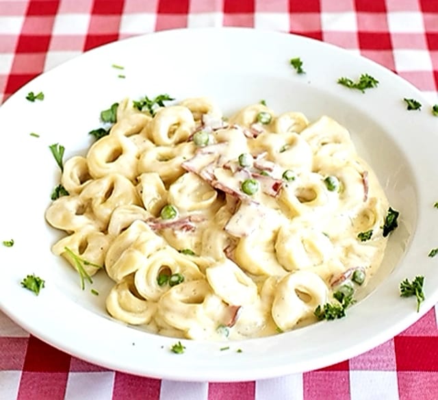 Tortellini Carbonara.