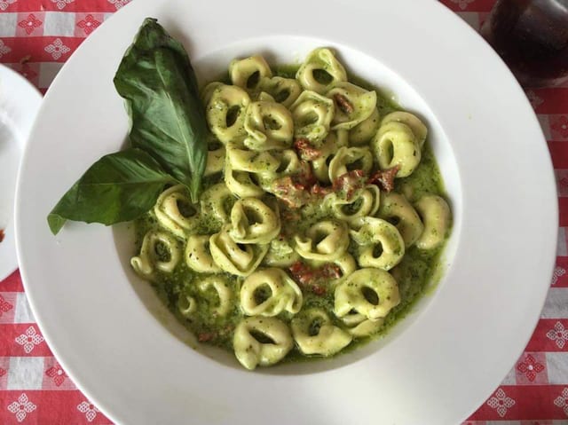 Tortellini Al Pesto.