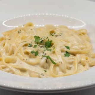 Fettuccine Alfredo